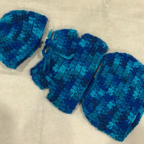 American Girl clothes (or 18" doll) multi-colour blue hat, top, and skirt NEW - Picture 2 of 2